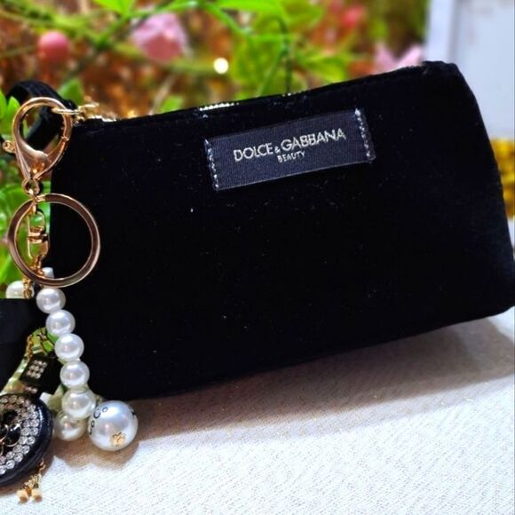 NWOT Dolce & Gabbana Make Up Bag - Picture 1 of 9